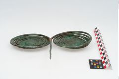 Foto von Bronzedoppelspiralnadel (NHMW-PRAE-002302)